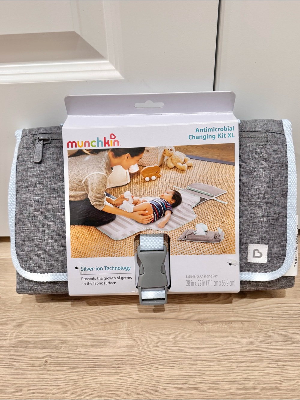 NWT Munchkin Travel Changing Pad in Gray